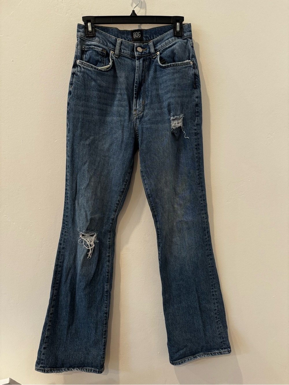 BDG Wide-Leg Distressed Jeans in Dark Blue
